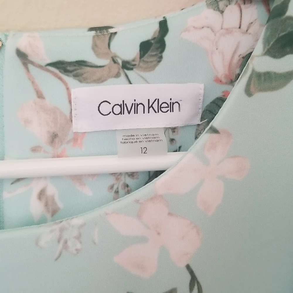 Calvin Klein Dress Size 12 - Picture 6 of 8